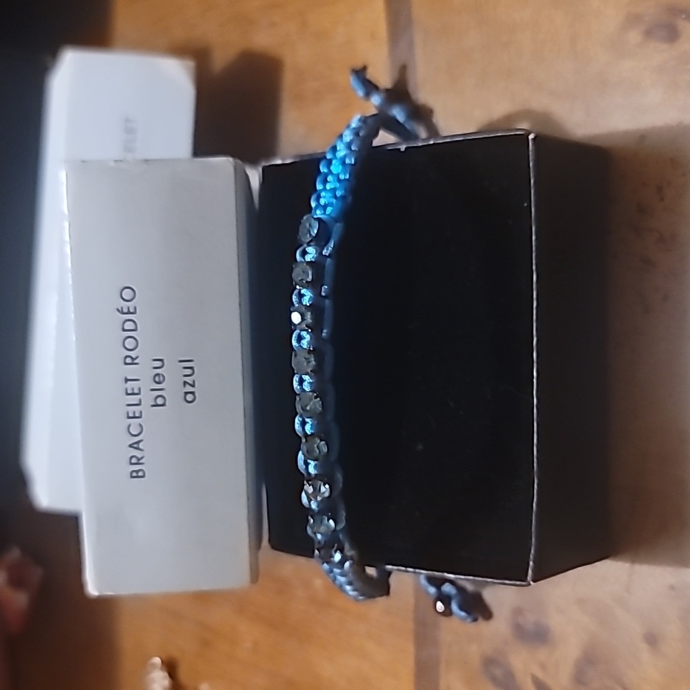 Avon Rodeo Wraps Bracelet In Blue - Picture 7 of 7